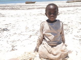 sansibar-beach-girl