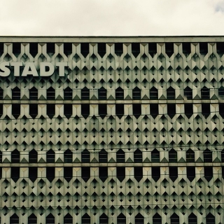 #Magdeburg #rsa_minimal #rsa_minimalism #minimalmood #germany #fassade #karstadt