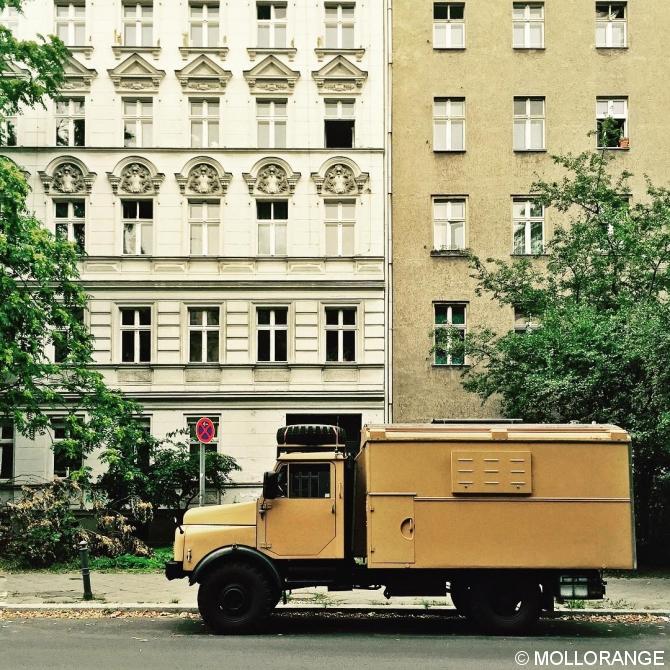 #asundaycarpic #Berlin #berlineransichten #berlinstagram #ig_berlin #igers_berlin #igersgermany #ig_europe #ig_berlincity #igersberlin #visit_berlin #instaberlin #diewocheaufinstagram #soloparking #nothingisordinary #huntgram #huntgramgermany #urban #urbanexploring #urbanlandscape #urbanromantix