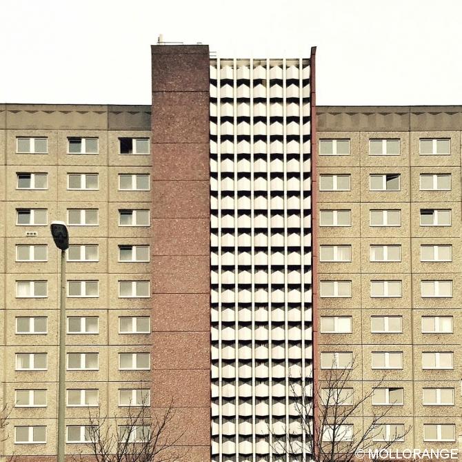 Areal Ex Stasi Zentrale #Berlin #plattenbau #ig_berlincity #visit_berlin #instaberlin #Berlinfacades #facade #facades #outofthephone #diewocheaufinstagram #fotomobile #urban #urbanandstreet #urbanexploring #urbanphotography #history #stasizentrale