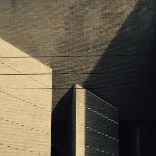 #facade #shadow #DHPlichtspiel